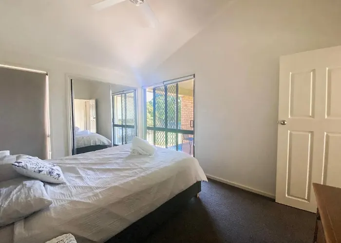 Coconuts - 3 Bedroom 3 Bathroom Townhouse With Tennis Court