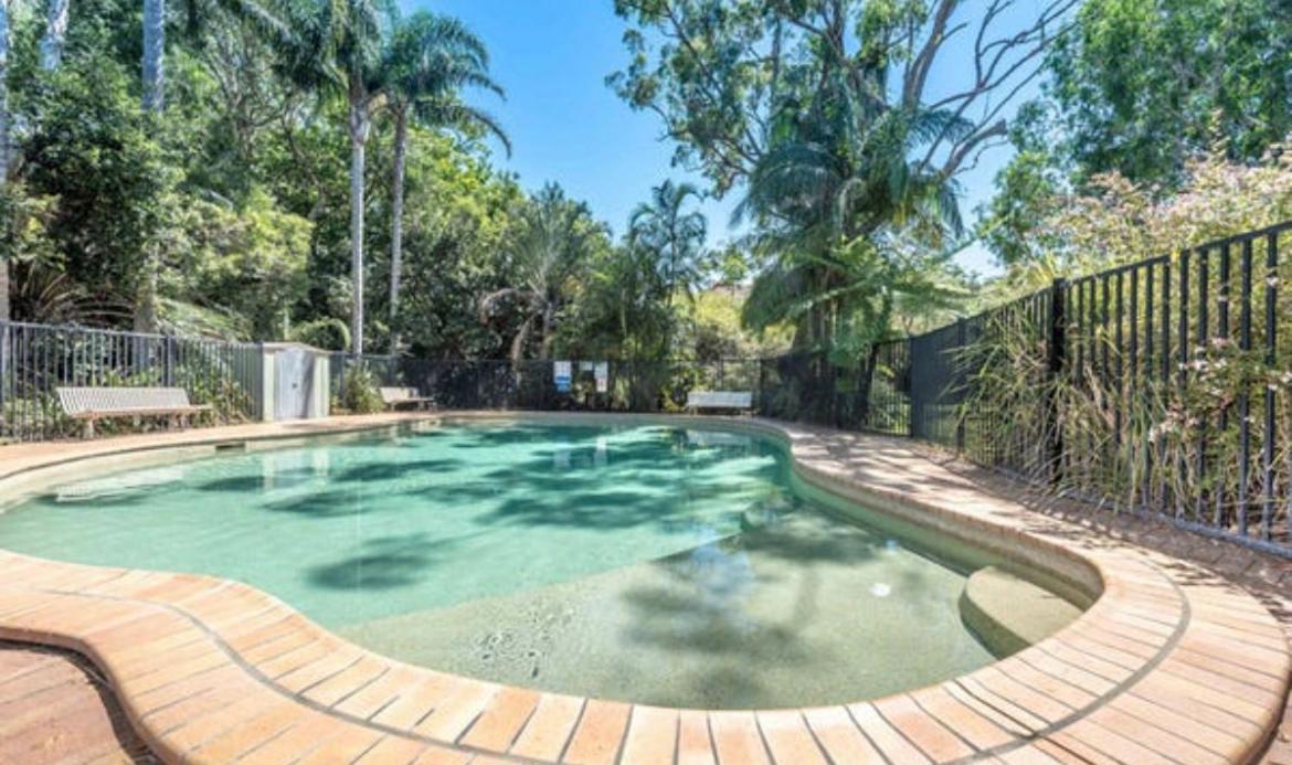 Coconuts - 3 Bedroom 3 Bathroom Townhouse With Tennis Court Apartment *
