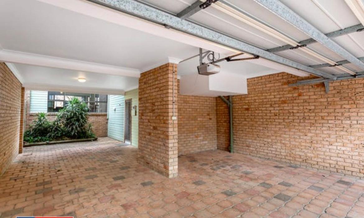 Coconuts - 3 Bedroom 3 Bathroom Townhouse With Tennis Court Apartment Nelson Bay