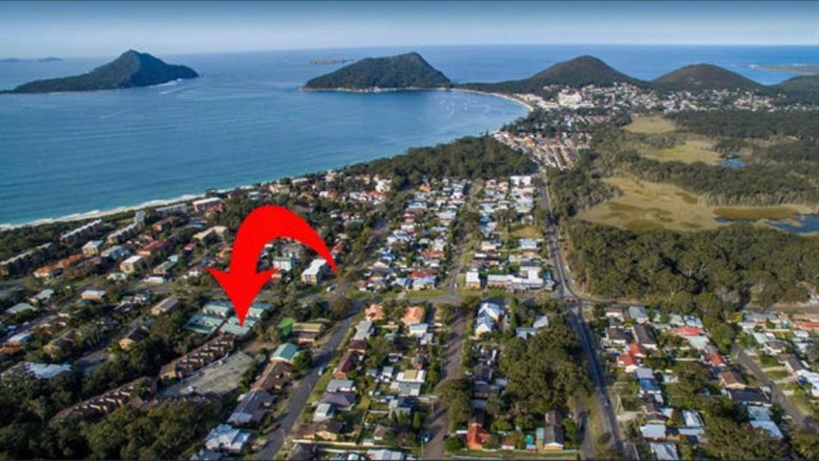 Apartment Coconuts - 3 Bedroom 3 Bathroom Townhouse With Tennis Court Nelson Bay