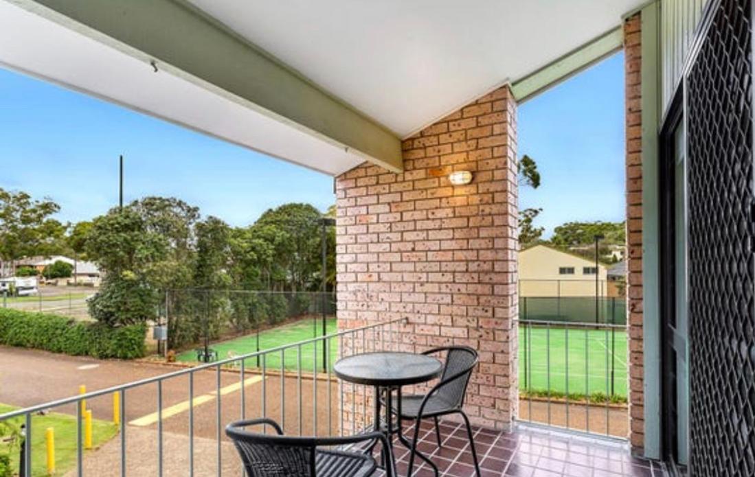 Coconuts - 3 Bedroom 3 Bathroom Townhouse With Tennis Court Apartment