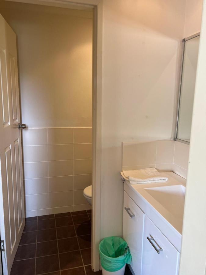 Coconuts - 3 Bedroom 3 Bathroom Townhouse With Tennis Court Apartment *