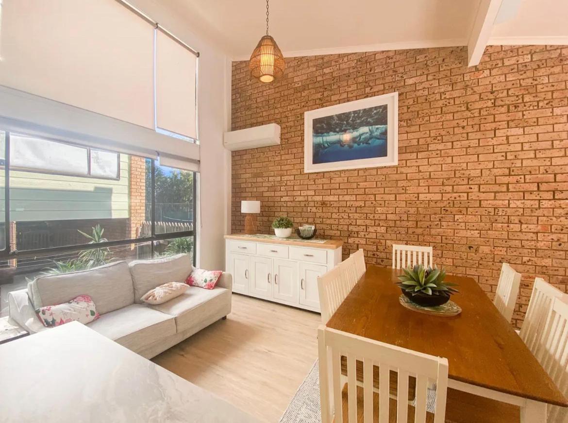 Apartment Coconuts - 3 Bedroom 3 Bathroom Townhouse With Tennis Court Nelson Bay
