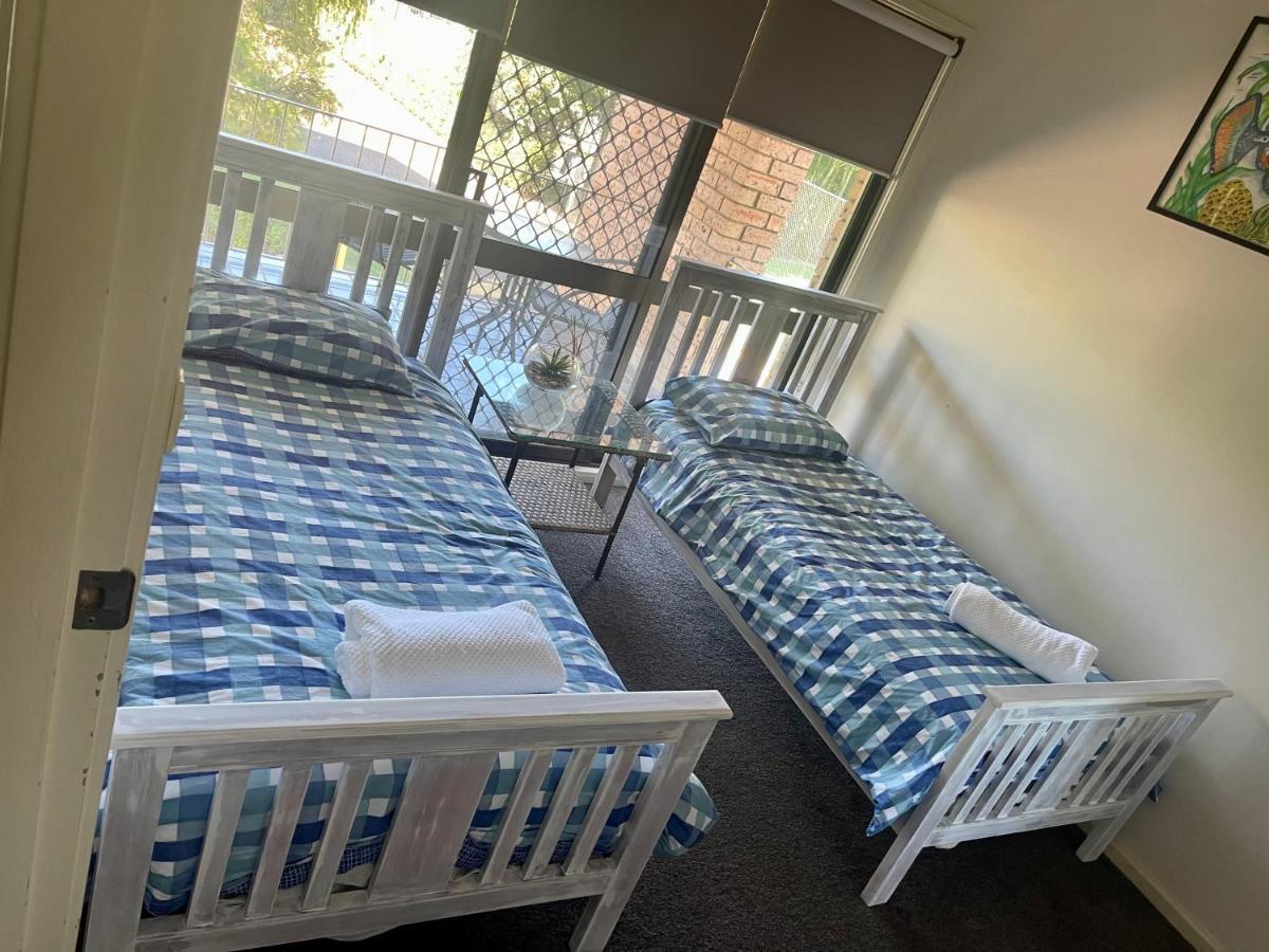 Coconuts - 3 Bedroom 3 Bathroom Townhouse With Tennis Court Apartment Nelson Bay